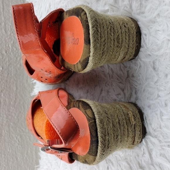 Easy Street Tangerine Faux Leather Cut Out Upper Open Toe Wedged-Heel Espadrille - Picture 5 of 16
